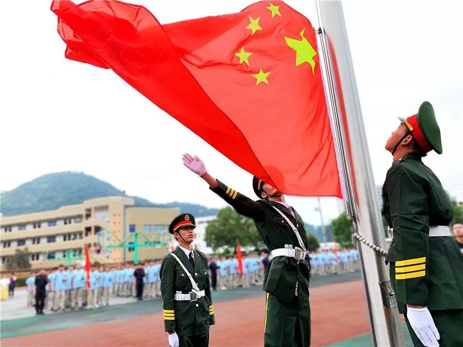 每体:哈维宣布离任让伯格瓦尔有些疑虑,但他仍相信巴萨的计划